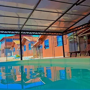Do Jovino - Com Piscina Aquecida - Em Reforma Recebê-los!!! Imbituba (Santa Catarina)